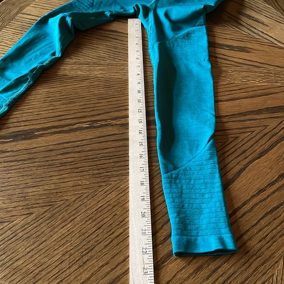 Women’s Turquoise Alphalete Compression Leggings Size XS Never Worn - Picture 8 of 11